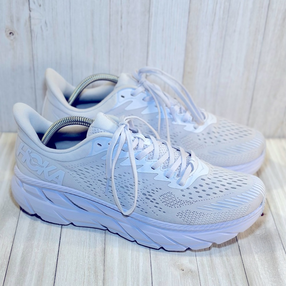 Hoka One One Clifton 7 Running Shoes Triple White Men’s Size 10 1110508 WWH